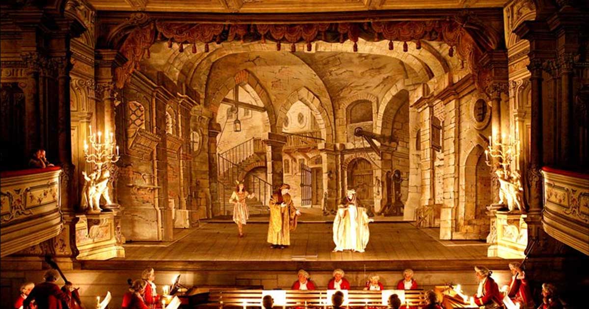 Baroque theatre in Krumlov